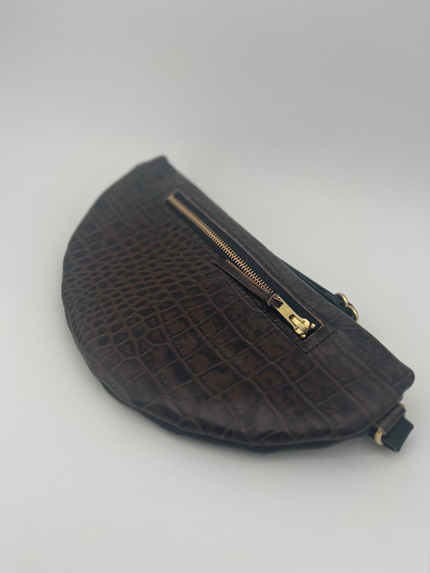 Agostino Sling Bag