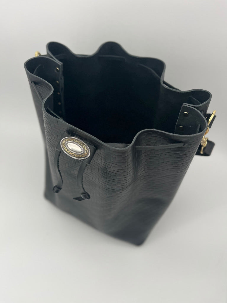 Penelope - Bucket Tote