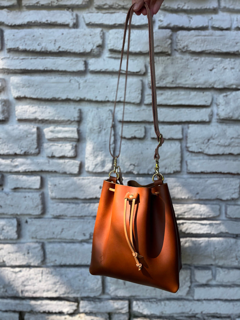Penny #1119 - Chestnut