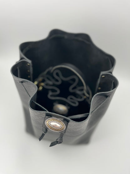 Penelope - Bucket Tote