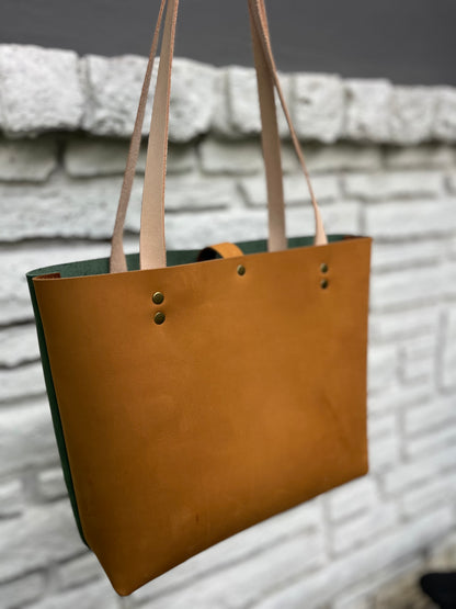 Everyday Tote - Green & Tan