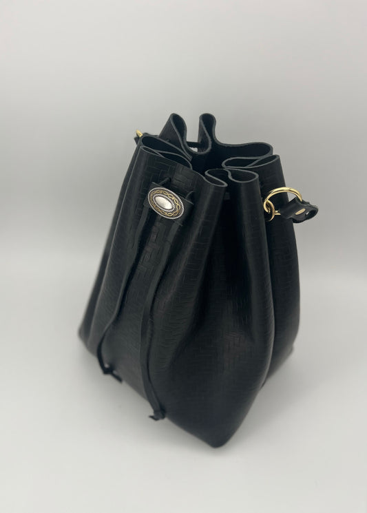 Penelope - Bucket Tote